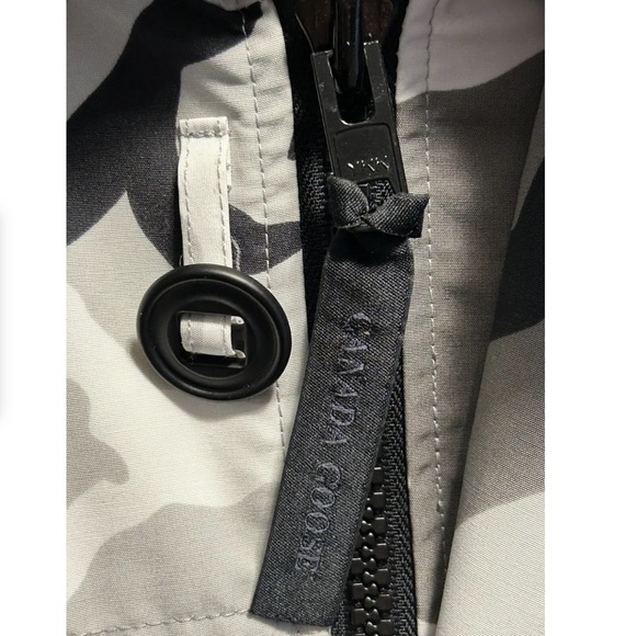 Canada goose white Macculloch Parka , brand new, limited jacket - Picture 2 of 12